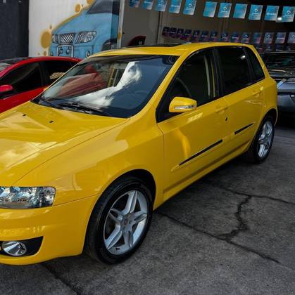 FIAT STILO 1.8 MPI SPORTING 8V FLEX 4P MANUAL FIAT STILO 1.8 MPI SPORTING 8V FLEX 4P MANUAL